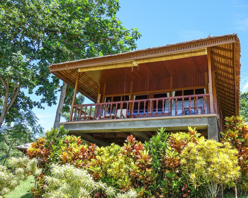 Bunaken Oasis Dive Resort And Spa Extérieur photo