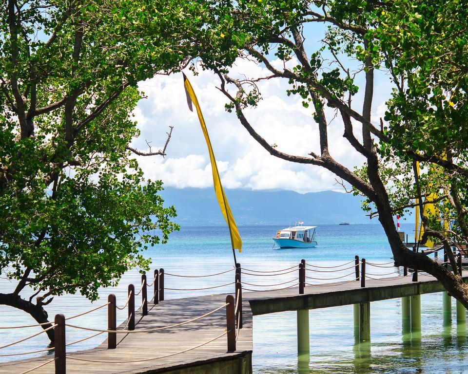 Bunaken Oasis Dive Resort And Spa Extérieur photo